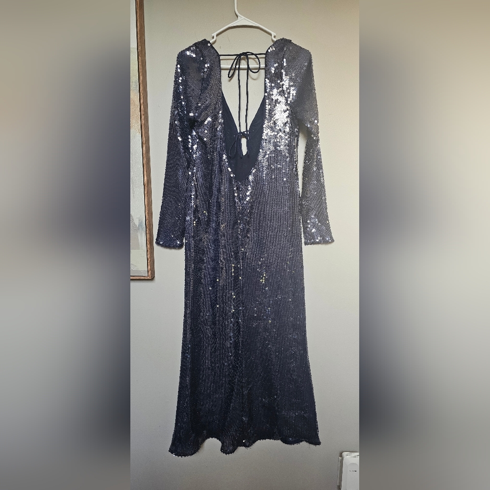 BARDOT Verona Sequin Maxi Dress - Picture 4 of 7